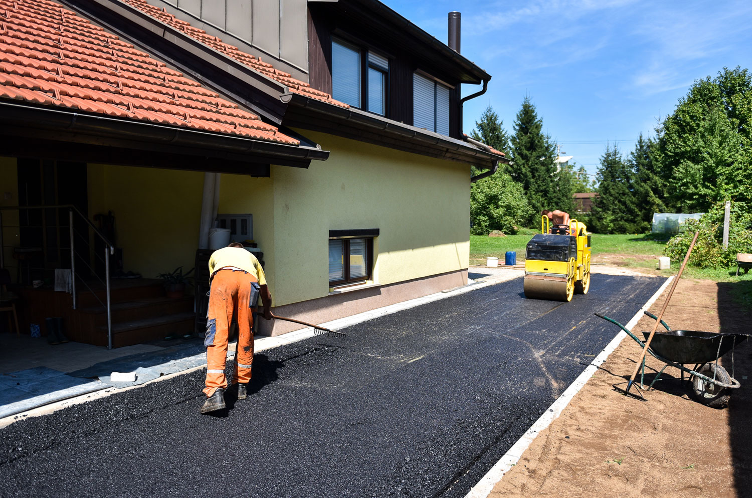 Tarmaccing Tarmaccing